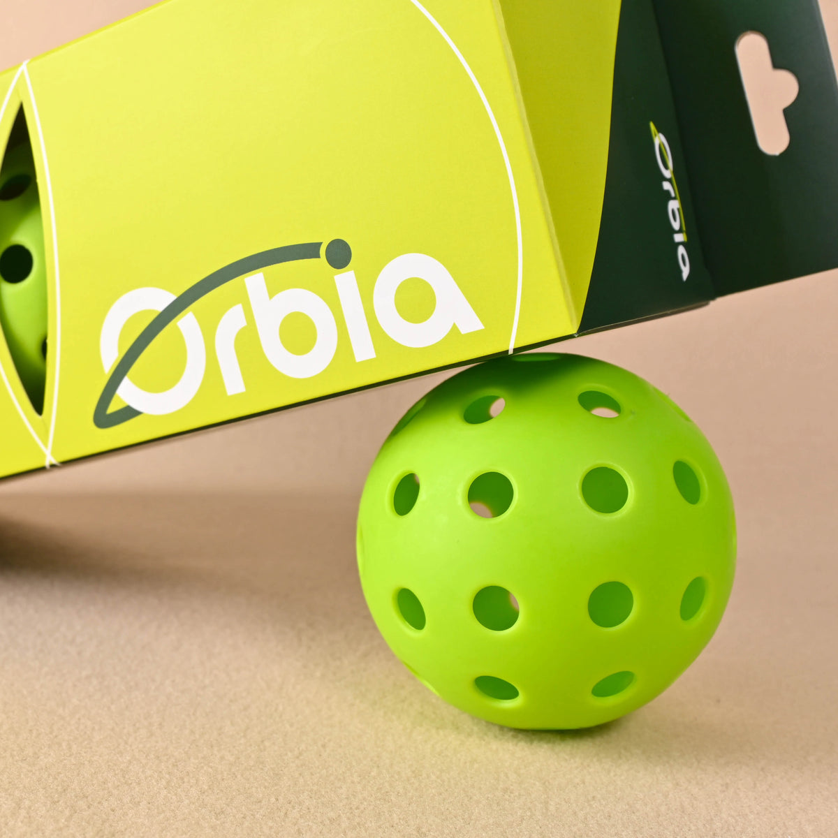 Durable 3-Piece Outdoor Pickleball Set with 40 Holes - Standard 74mm Training Balls
